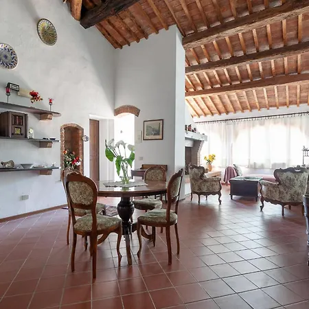 With Swimming Pool Apartment Peccioli