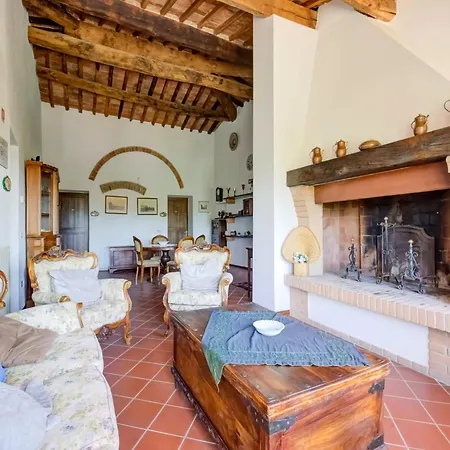 With Swimming Pool * Peccioli